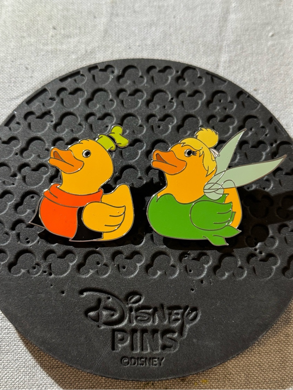Ducks of Disney Mystery Collection Series 1 2025 - Goofy & Tinker Bell